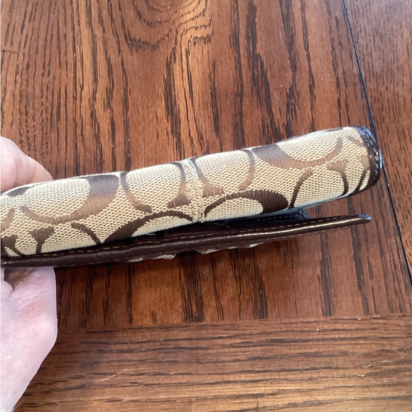 Coach Wallet - Picture 9 of 10